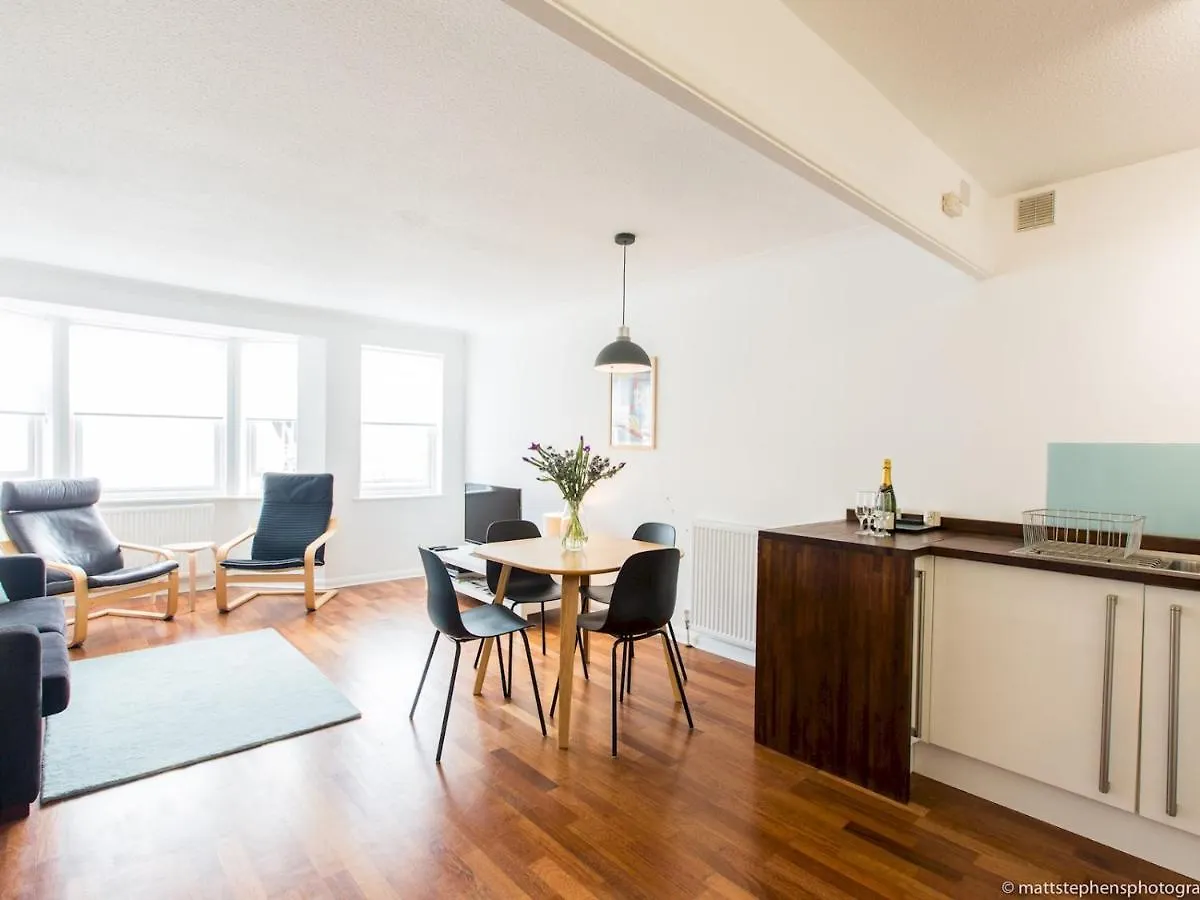 Pass The Keys - New Striking Seaside 2 Bed Flat Heart Of Brighton Apartment